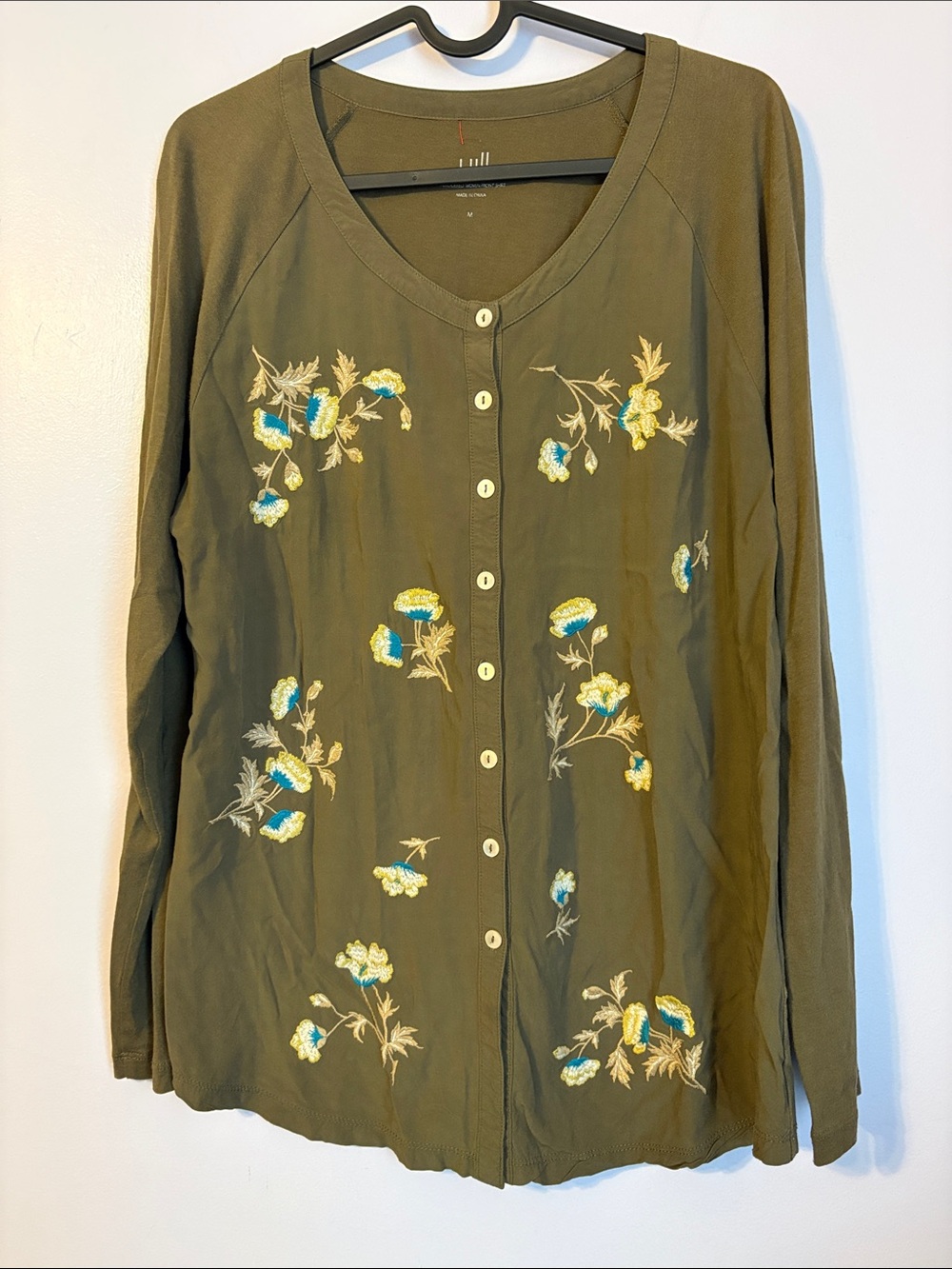 J. Jill Embroidered Woven Front Shirt in Olive Green Button Front size M